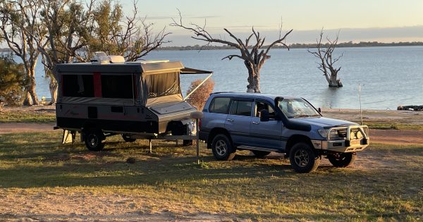 Labor vows to slash trailer and caravan rego for thousands of Canberrans