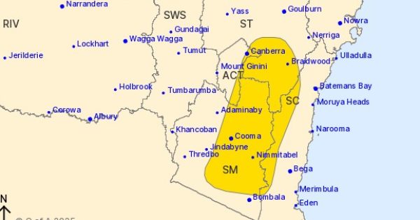 Severe thunderstorm with large hailstones on the way, says BOM