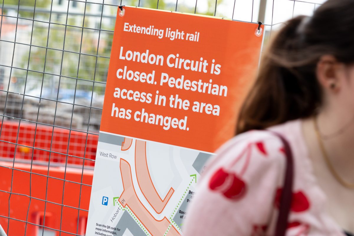 London Circuit light rail construction sign