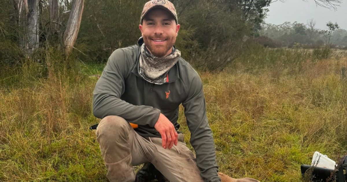 Why this South Coast sparky is calling on more people to eat (and hunt) invasive species | Region Canberra