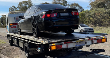 Police seize car after driver allegedly reaches 170 km/h on William Hovell Drive