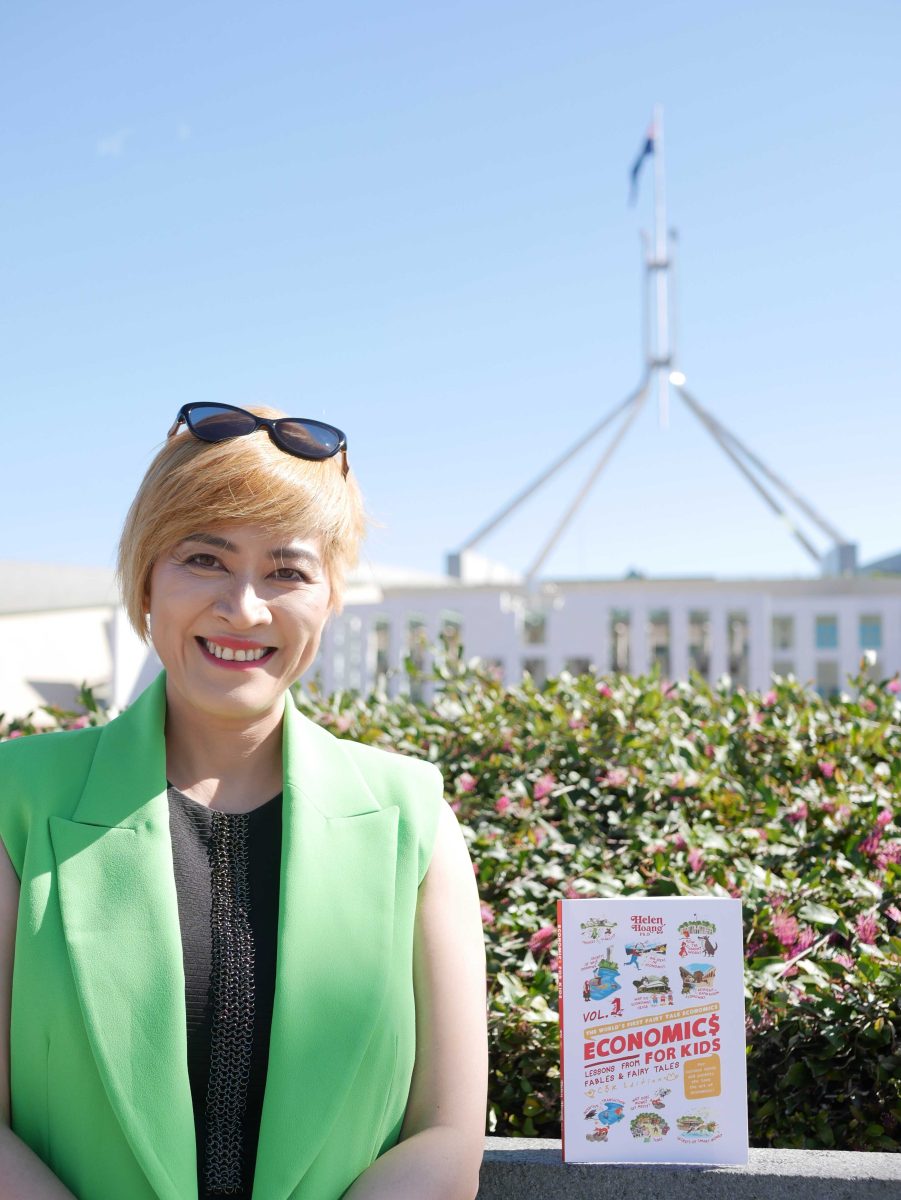 Dr Helen Hoang
