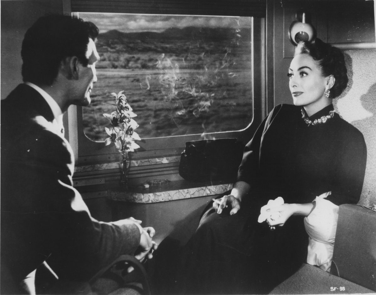 Screenshot from Sudden Fear. 