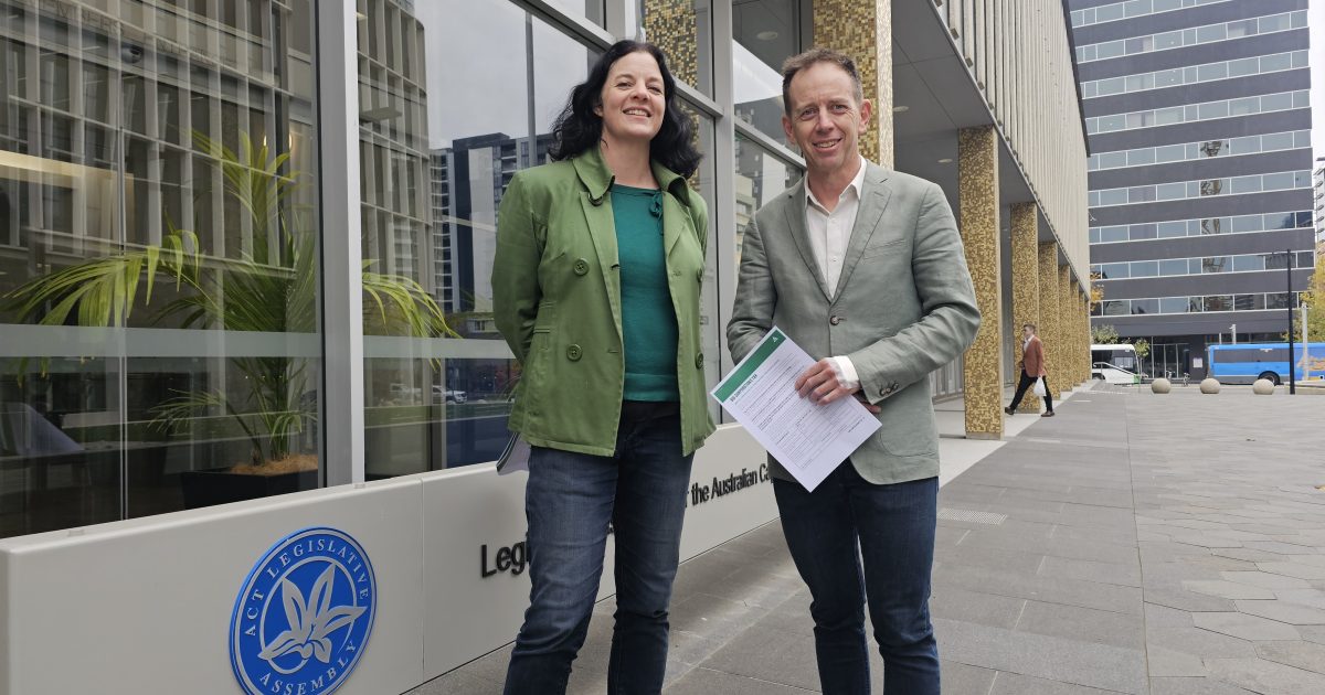 The possibility of forming a Greens-Liberal government will be discussed at an ACT Greens members meeting on Thursday night (29…