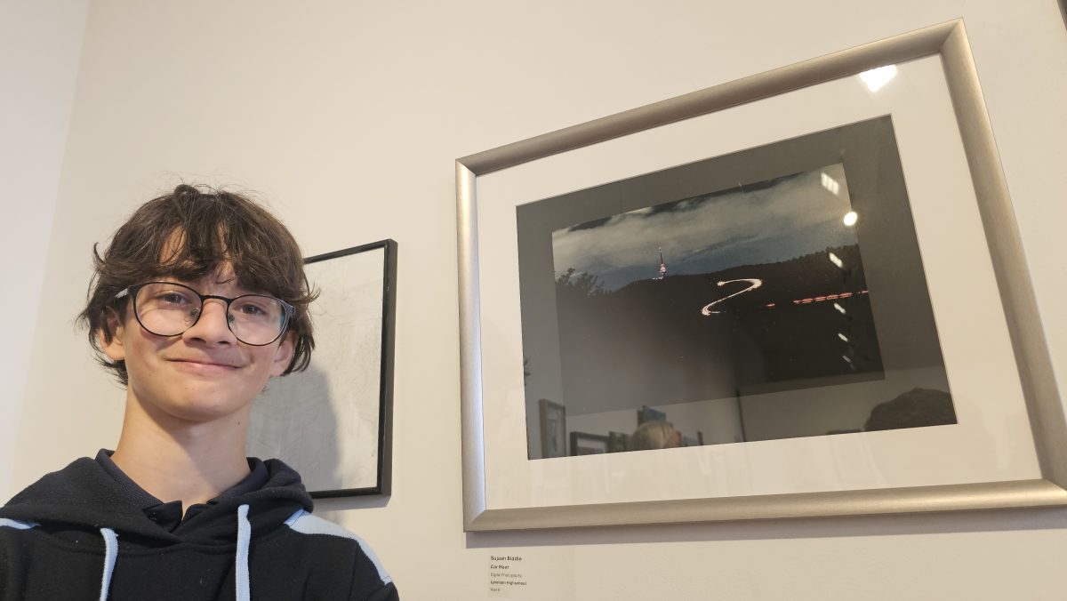 Sujaan Bindie displaying his artwork