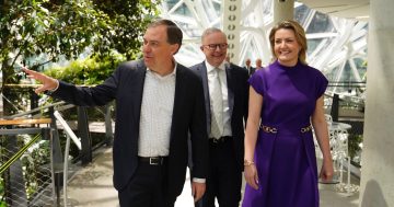 PM drops into Amazon HQ to say thanks for $20b for AI