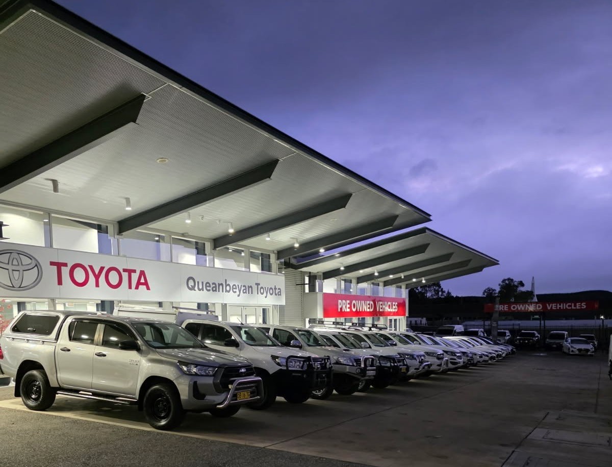 cars lining the front of the Queanbeyan Toyota dealership