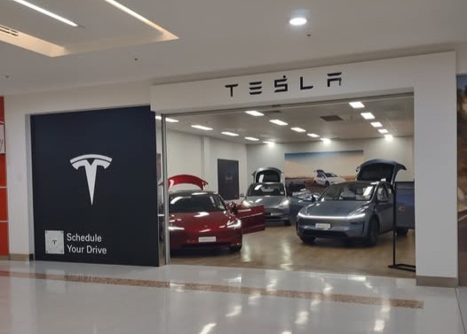 Tesla store