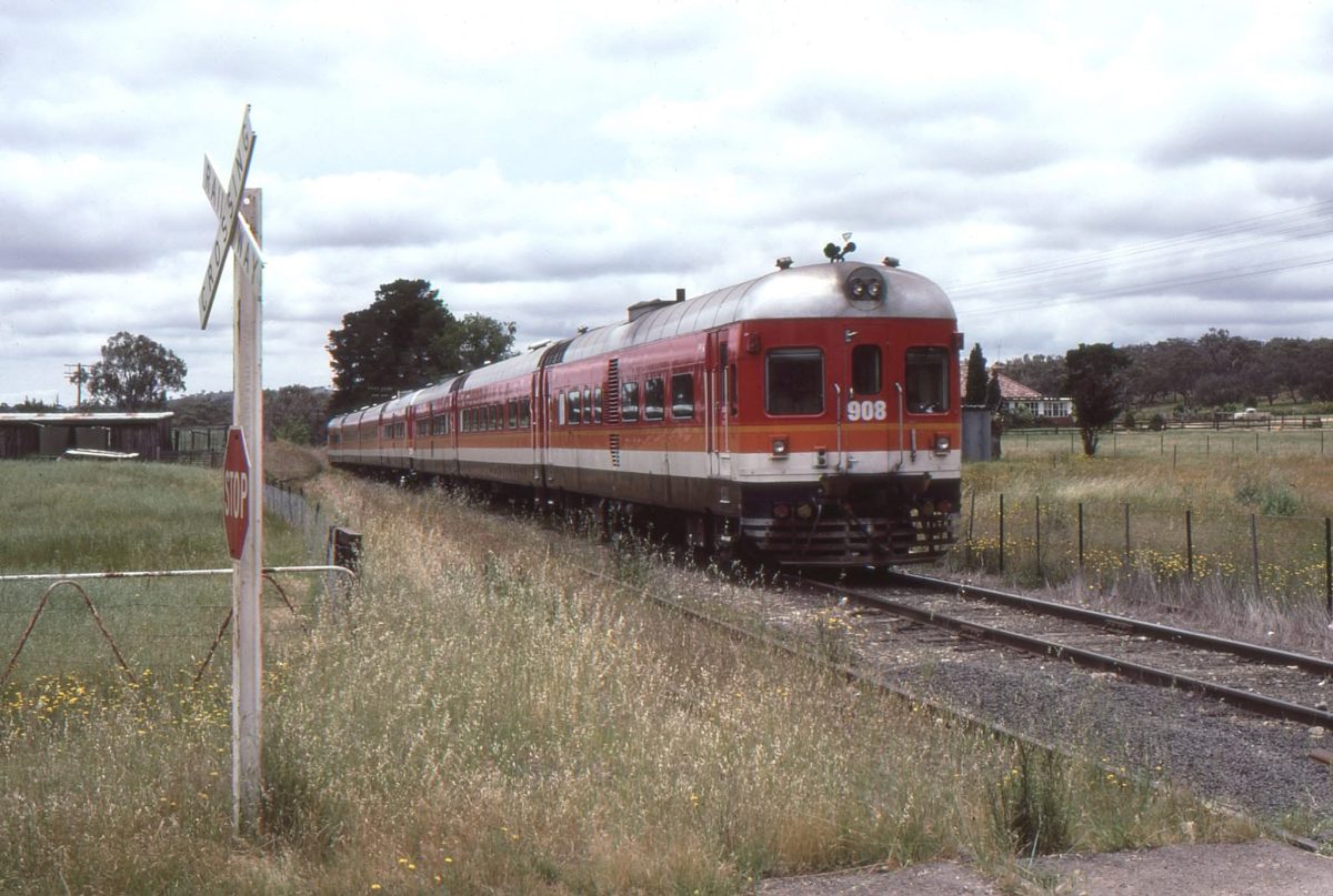 Canberra to Cooma train