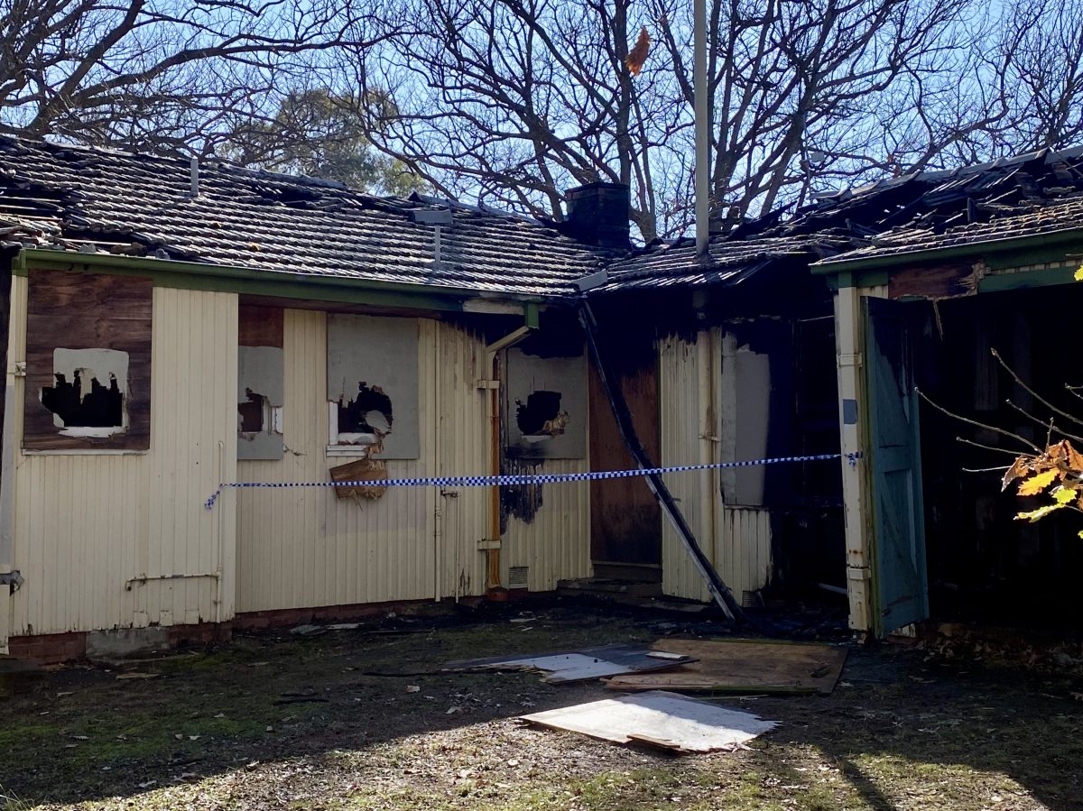 Wakefield Gardens fire-damaged building