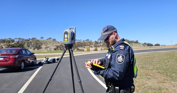 ACT police unveil new 3D laser scanner to help crash investigators
