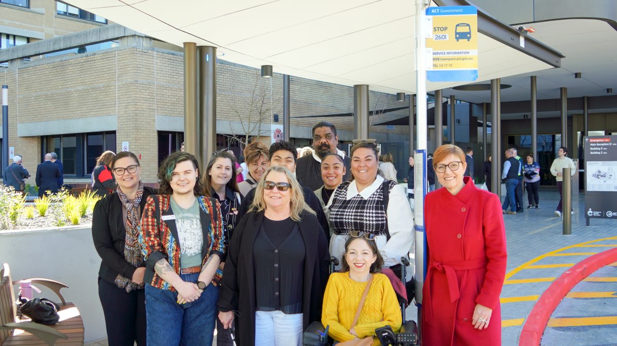 Health minister opens Yamba Drive entrance