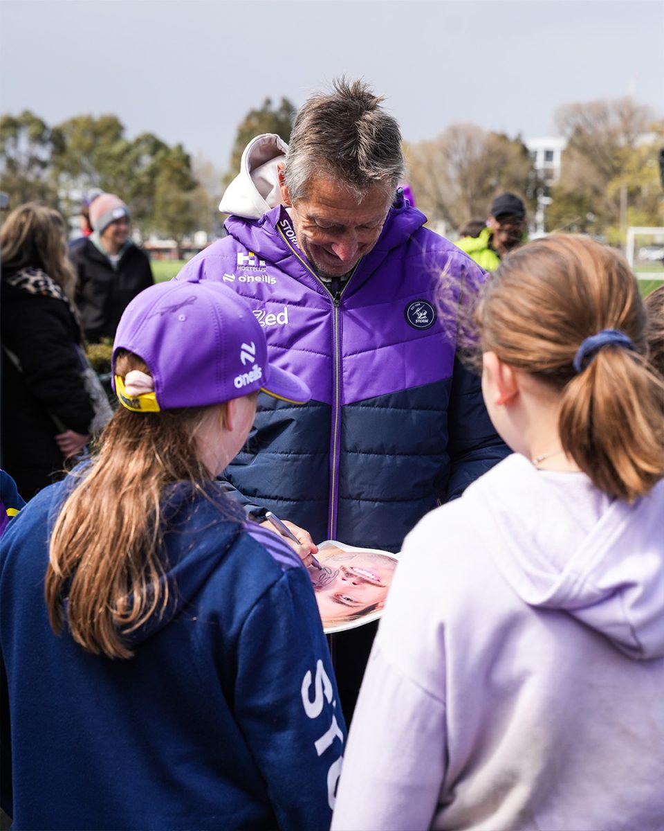 Craig Bellamy signing autographs