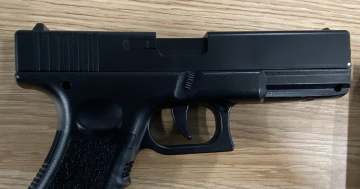 Man allegedly walked around Belconnen pointing replica handgun at bystanders