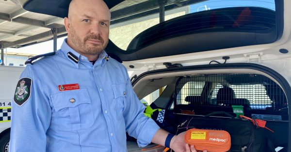 Suspect someone is experiencing an overdose? Calling the police could save their life