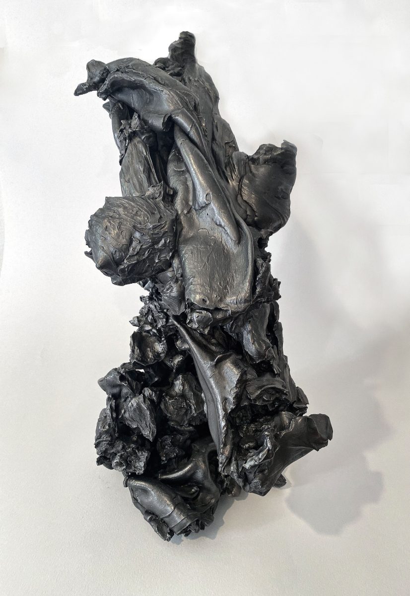 Elegant black abstract sculture