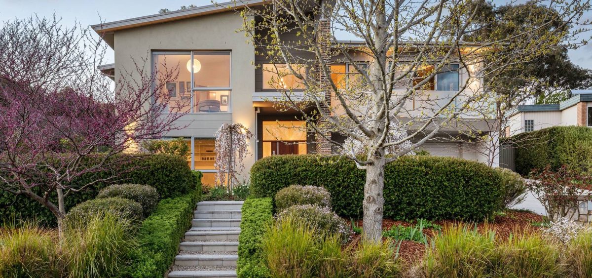 4 Raoul Place in Lyons