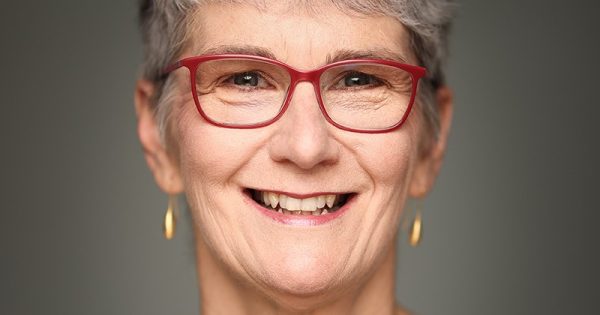 Thom to investigate Allen's Senate claims against ANU Chancellor Julie Bishop