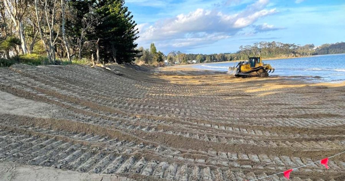 ‘Sand dredging’ will be a constant task for Batemans Bay’s beaches | Region Canberra ‘Sand dredging’ will be a constant task for Batemans Bay’s beaches | Region Canberra