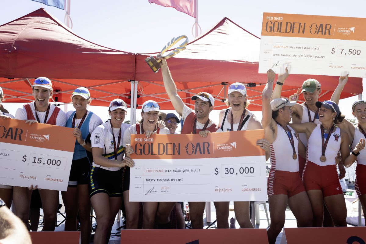 Winners of the Golden Oar cash prizes. Photo: Supplied.