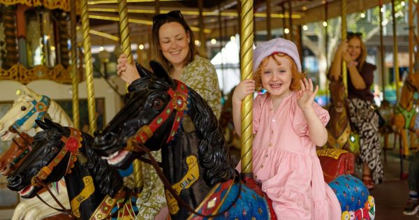 Shop, sip and stroll your way through a day in the city this Christmas