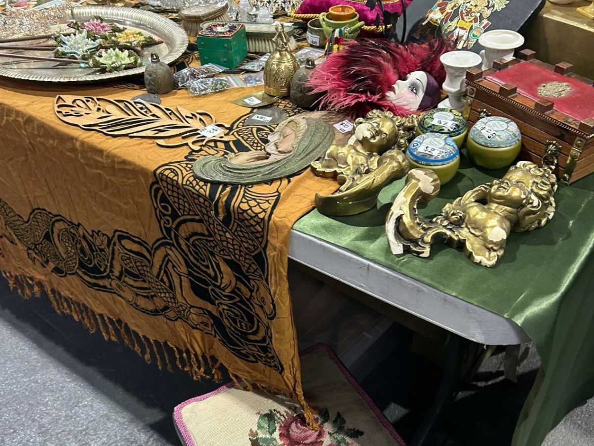 Canberra Antiques Summer Market Day