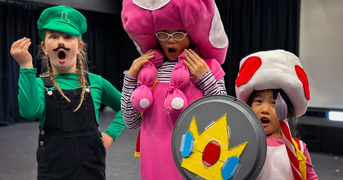Power of performance: Award-winning holiday program teaches more than drama, dance and song | Region Canberra Power of performance: Award-winning holiday program teaches more than drama, dance and song | Region Canberra