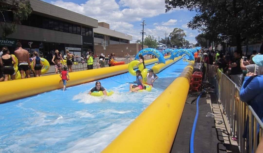 It’s 10 years since this Belconnen street turned into a giant water slide | Region Canberra