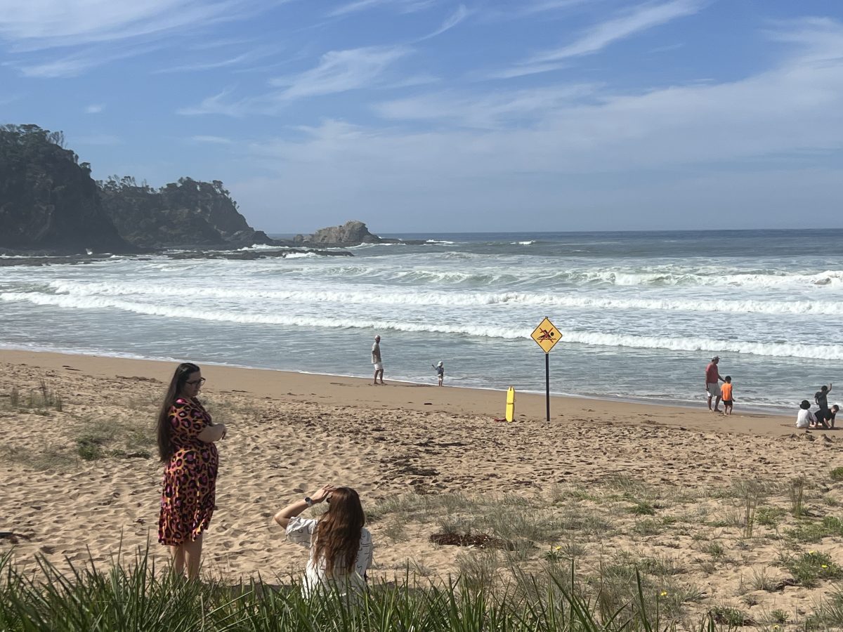 Warning signs at Malua Bay beach