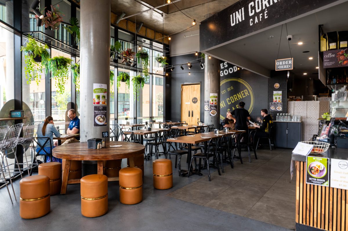 People sit in a cafe