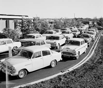 Dickson Motor Registry, 1968