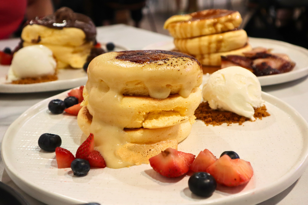 3 serves of soufflé pancakes