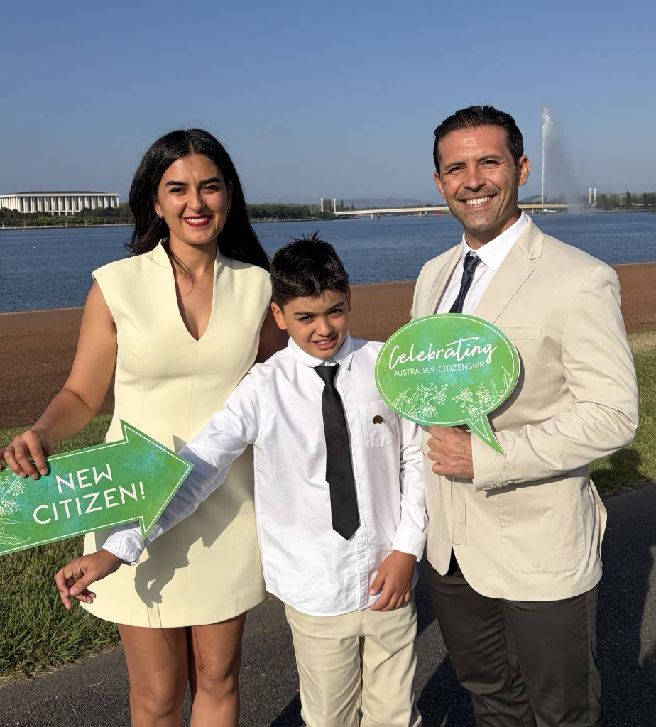 family next to Lake Burley Griffin